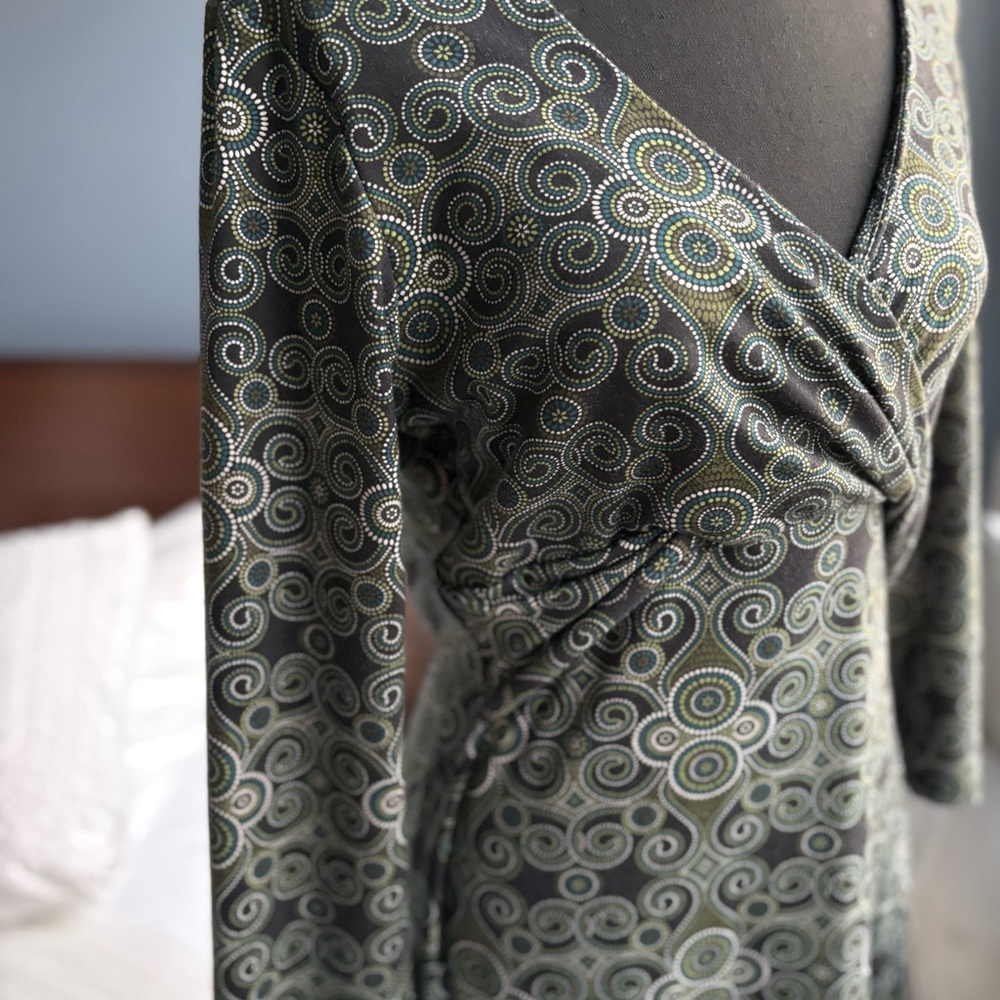 Prana Black & Green Patterned Long Sleeve Wrap Style V-Neck 3/4 Sleeve Dress - Picture 8 of 16